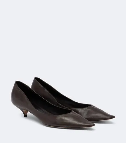 The Row Liisa Three leather pumps - The Row - Modalova