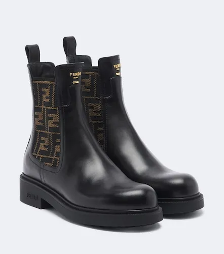 Commando leather Chelsea boots - Fendi - Modalova