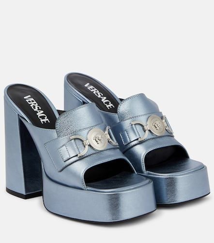 Medusa '95 metallic leather sandals - Versace - Modalova