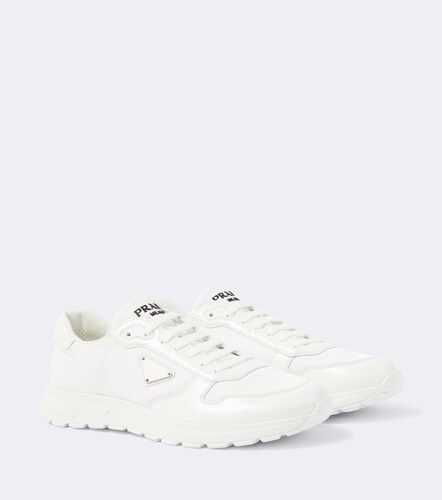 Prada Sneakers mit Leder - Prada - Modalova