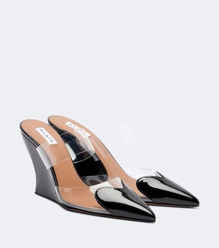 Alaïa Mules con cuña Le Cœur 90 de charol - Alaia - Modalova