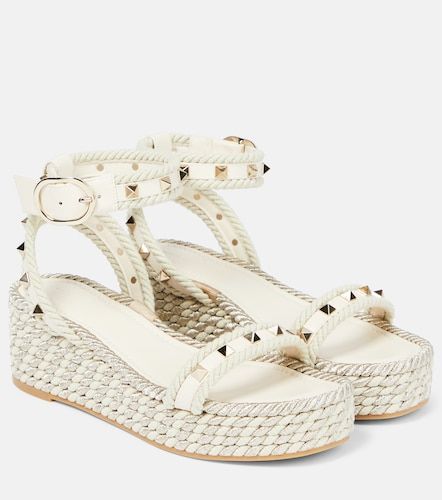 Espadrillas Rockstud in pelle con zeppa - Valentino Garavani - Modalova