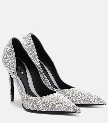 McQueen Skull studded satin pumps - McQueen - Modalova