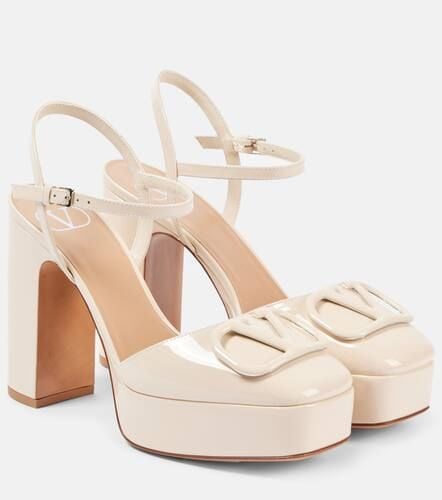 VLogo Signature leather platform pumps - Valentino Garavani - Modalova