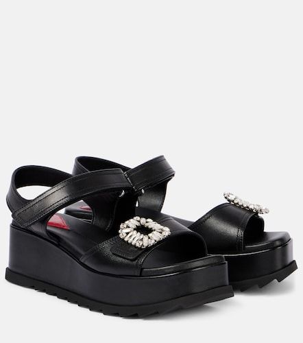 Slidy Viv' embellished leather wedge sandals - Roger Vivier - Modalova