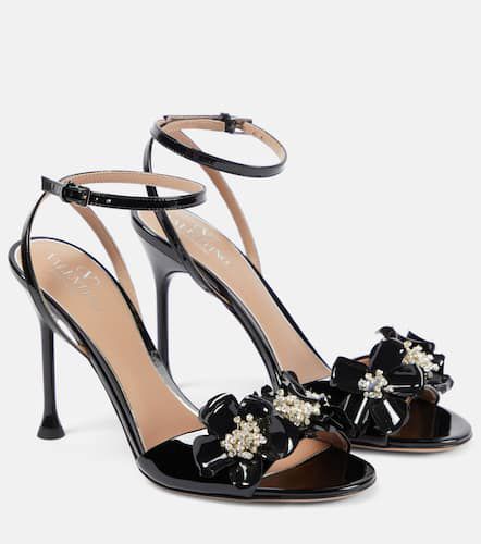 Archive Wild Flower patent leather sandals - Valentino Garavani - Modalova