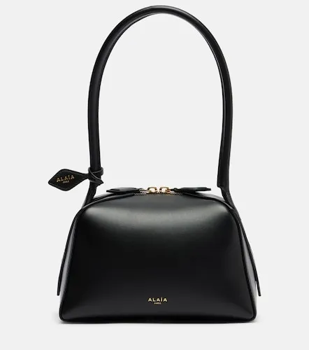 Le Bouledogue Small leather shoulder bag - Alaia - Modalova