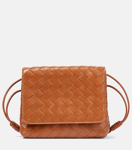 Mini Intrecciato leather crossbody bag - Bottega Veneta - Modalova