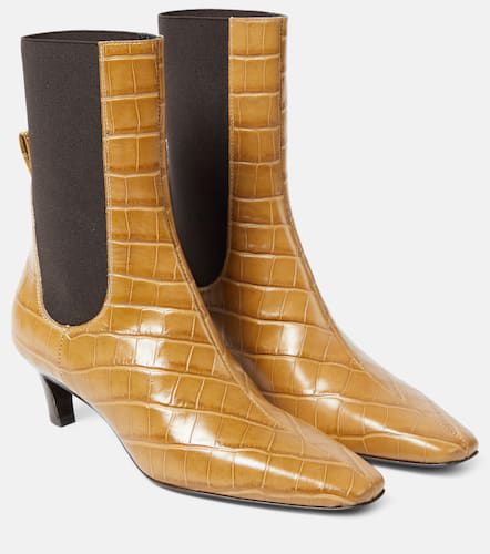 The Mid Heel croc-effect leather ankle boots - Toteme - Modalova