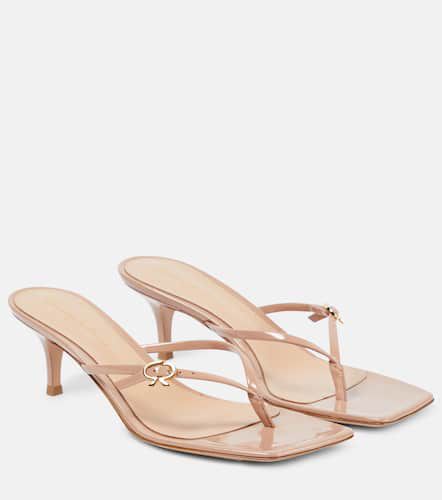 Patent leather thong sandals - Gianvito Rossi - Modalova