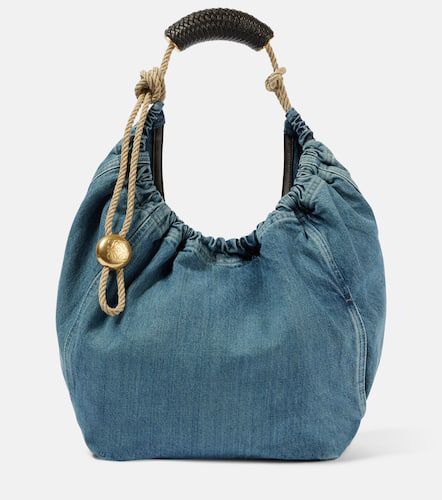 Squeeze Medium denim shoulder bag - Loewe - Modalova