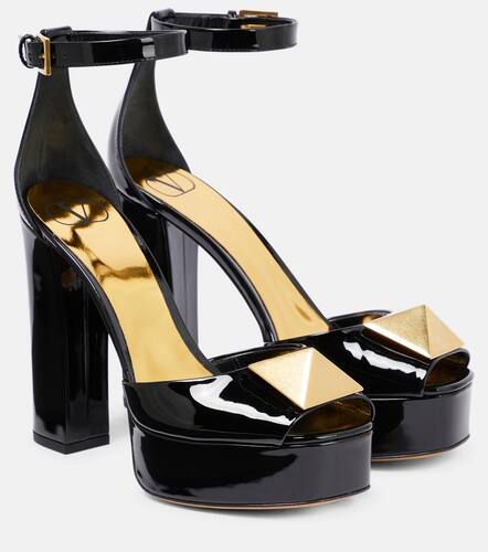 One Stud patent leather platform sandals - Valentino Garavani - Modalova