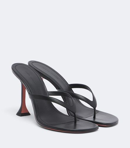 Sandalen Juliette aus Leder - Amina Muaddi - Modalova