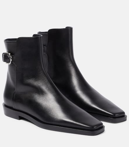 The Belted leather ankle boots - Toteme - Modalova