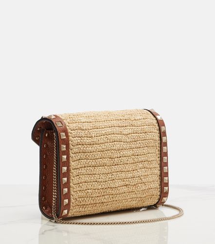Borsa a spalla Rockstud Mini in rafia - Valentino Garavani - Modalova