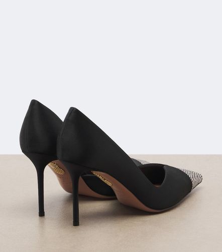 Salones Narcisse de satén con cristales - Aquazzura - Modalova