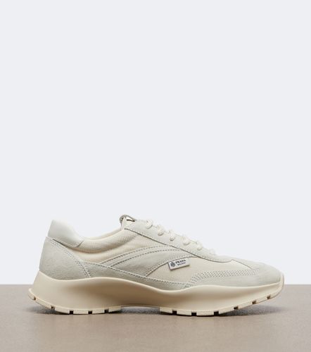 Prada Sneakers mit Veloursleder - Prada - Modalova