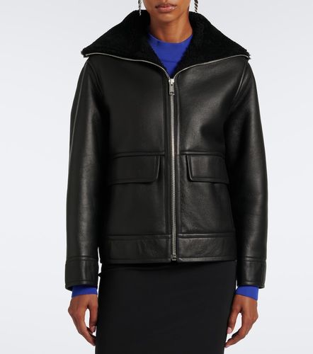 Giacca in pelle con shearling - Yves Salomon - Modalova