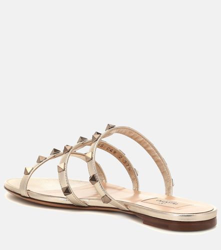 Sandali Rockstud in pelle metallizzata - Valentino Garavani - Modalova