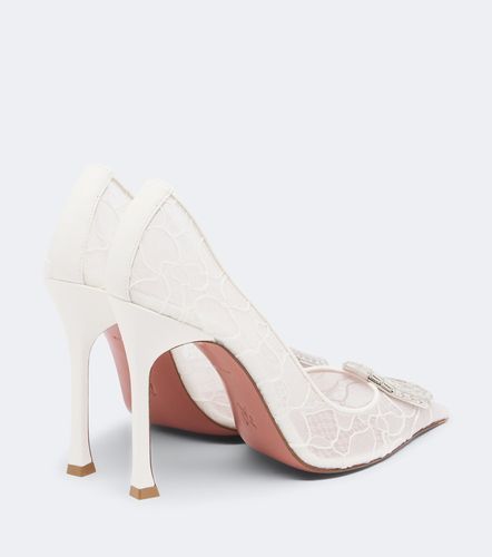 Amina Muaddi Pumps Camelia in pizzo - Amina Muaddi - Modalova