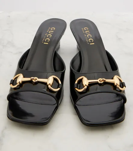 Mules Signora de charol con Horsebit - Gucci - Modalova