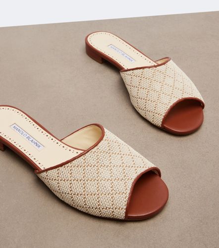 Smirna raffia-effect slides - Manolo Blahnik - Modalova