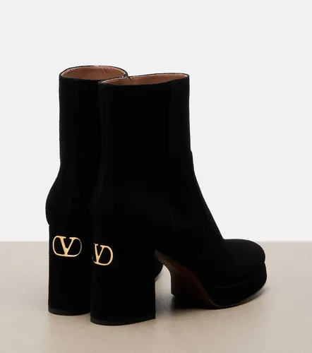 Fawcette VLogo suede ankle boots - Valentino Garavani - Modalova