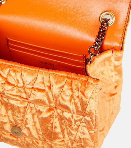 Borsa a spalla Virtus Small in velluto - Versace - Modalova