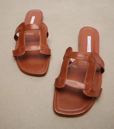 Grellanuflat leather sandals - Manolo Blahnik - Modalova