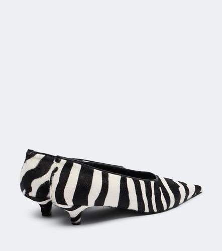 Toteme Zebra-print calf hair pumps - Toteme - Modalova