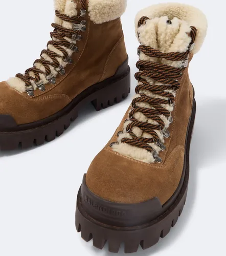 Schnürstiefel aus Veloursleder mit Shearling - Balenciaga - Modalova
