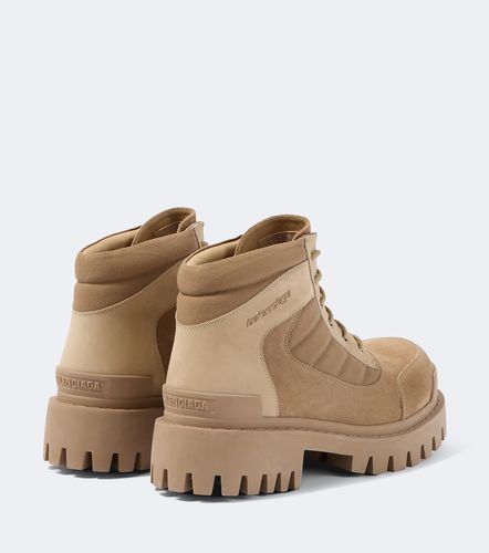 Stivali stringati Combat Strike con suede - Balenciaga - Modalova