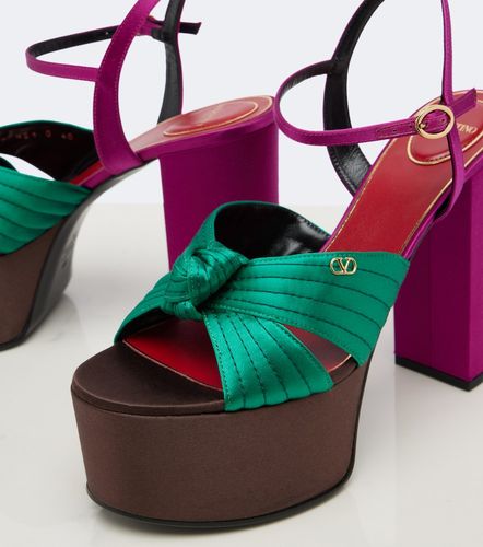 Crasher satin platform sandals - Valentino Garavani - Modalova