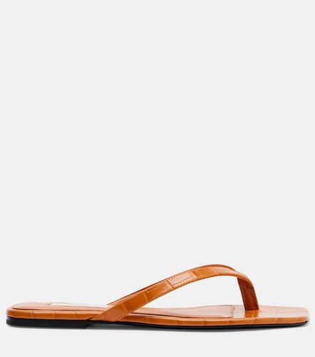 Croc-effect leather thong sandals - Toteme - Modalova