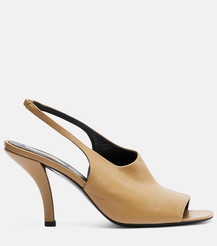 Contour leather slingback sandals - Toteme - Modalova