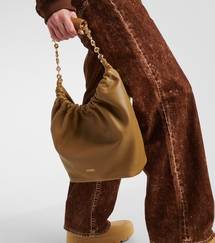 Squeeze Small leather shoulder bag - Loewe - Modalova