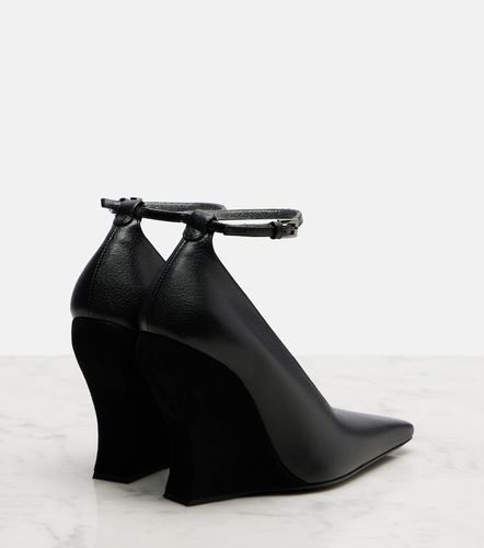 Alaia 110 leather wedges - Alaia - Modalova