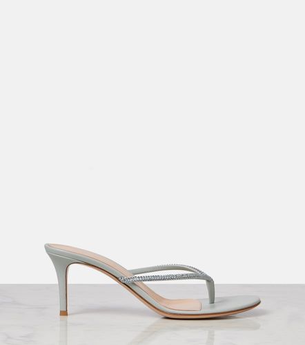 India 70 embellished suede thong sandals - Gianvito Rossi - Modalova