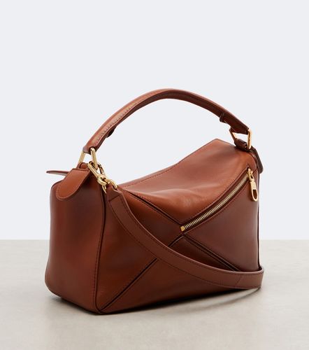 Featherlight Puzzle Small leather top-handle bag - Loewe - Modalova