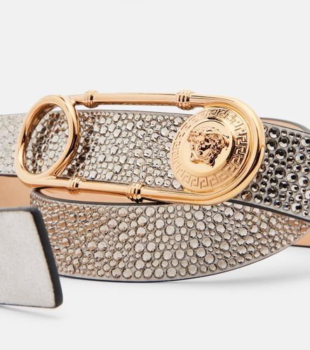 Safety Pin embellished leather belt - Versace - Modalova