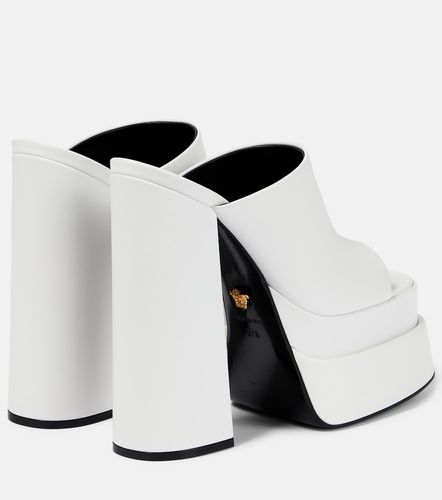 Mules de piel con plataforma - Versace - Modalova