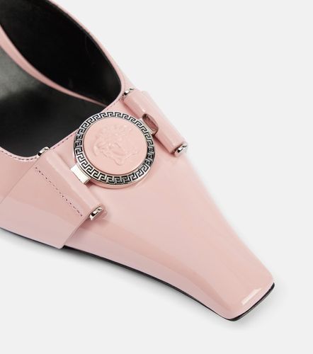 Versace Mules Medusa de charol - Versace - Modalova