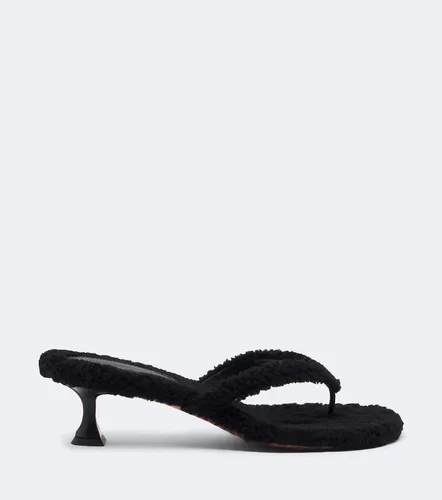 Juliette shearling thong sandals - Amina Muaddi - Modalova