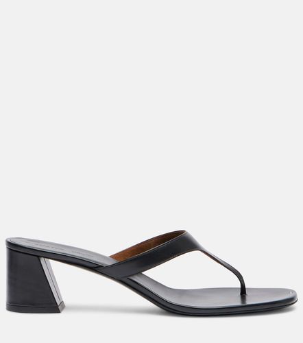 Khaite Archer leather thong sandals - Khaite - Modalova