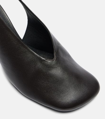 Glove leather slingback pumps - Lemaire - Modalova