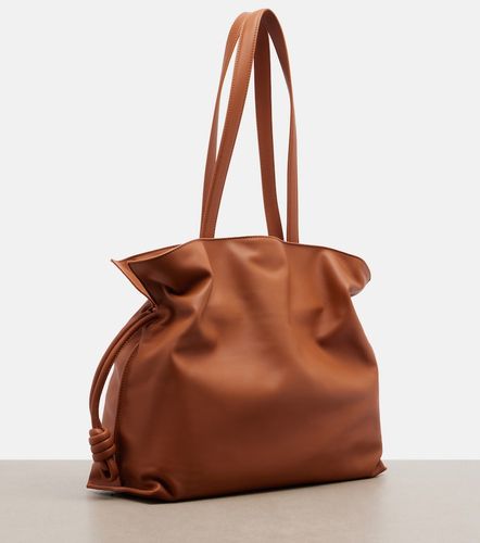 Loewe Flamenco Large leather clutch - Loewe - Modalova