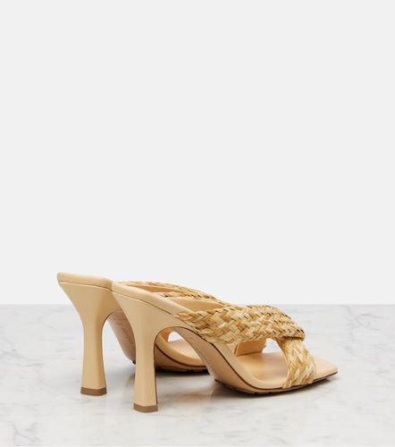 Riva braided raffia mules - Bottega Veneta - Modalova