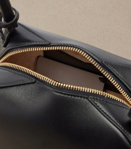 Alaïa Schultertasche Le Bouledgue Small aus Leder - Alaia - Modalova