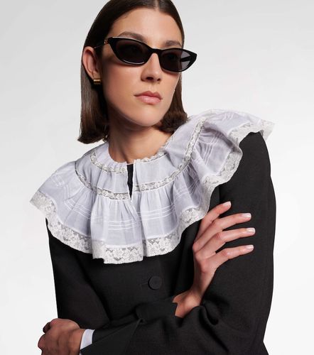 BaguetteÂ® cat-eye sunglasses - Fendi - Modalova