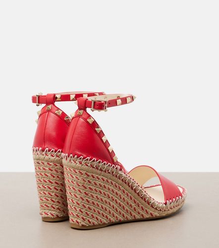 Sandali con zeppa Rockstud Double in pelle - Valentino Garavani - Modalova